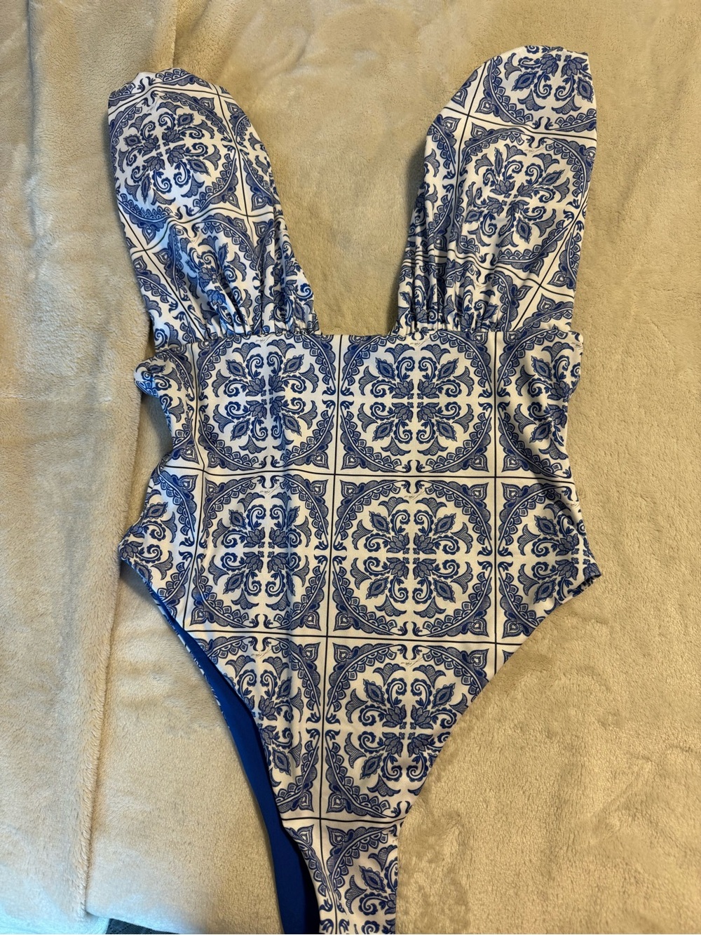 Aram Capri Blue Tile-Print One-Piece Swimsuit M/L